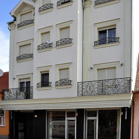 Apartments Soleado Pančevo Eksteriør bilde