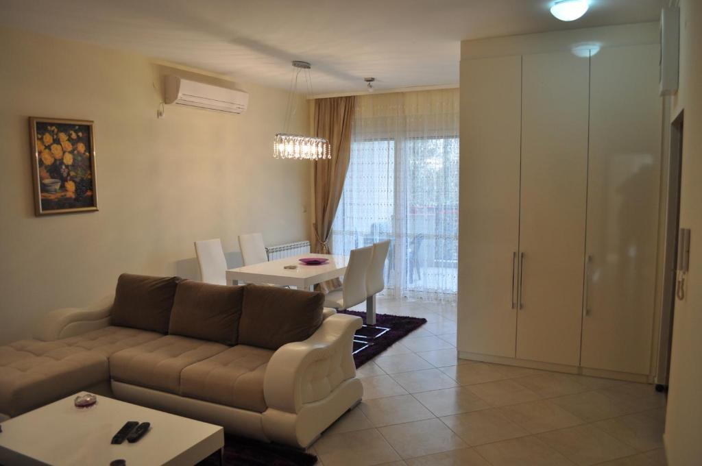 Apartments Soleado Pančevo Eksteriør bilde